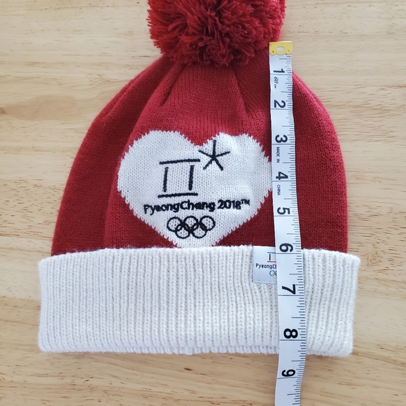 Jinkyoung Co. PyeongChang Olympics Heart Red Beanie - Picture 9 of 11